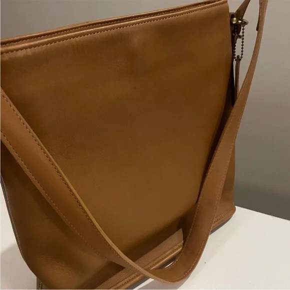 Vintage Coach Equestrian Crossbody Bag 9806 Brown Leather USA Made - Picture 1 of 13